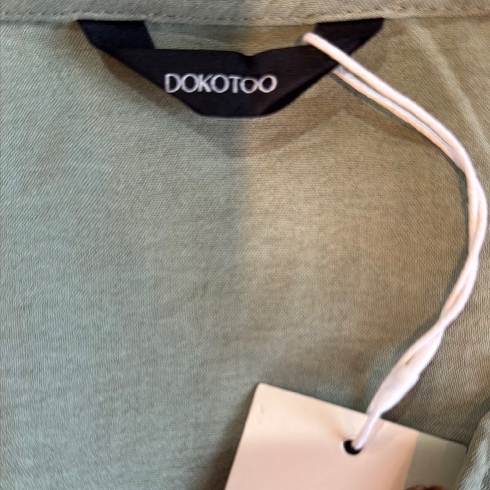 Green Ruffle V-Neck Dress - Picture 2 of 5